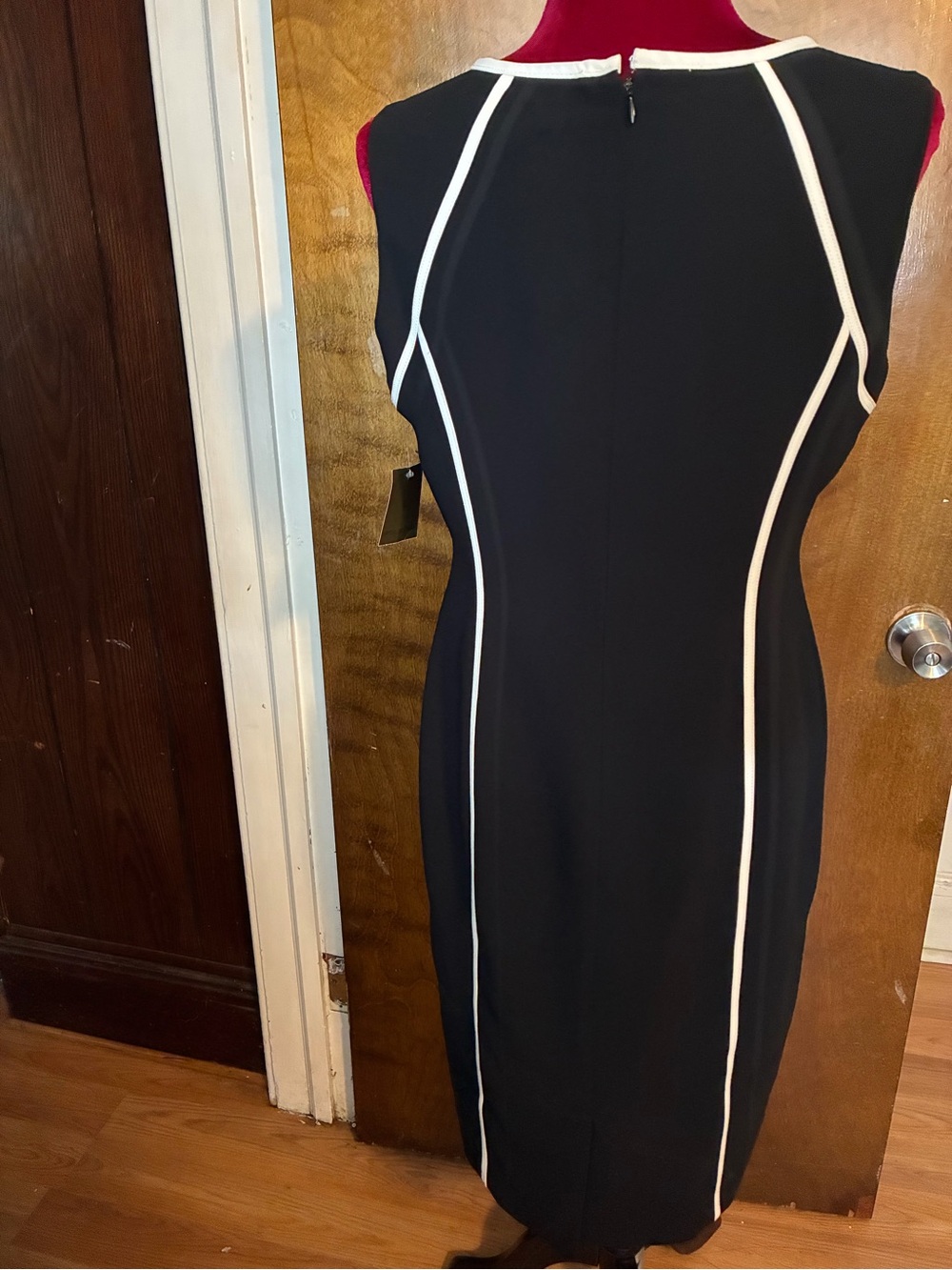 Nipon Boutique Size 8 Black White Piping Sheath Dress Fully Lined Career Cocktai - Picture 9 of 12